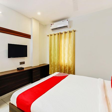 Oyo 29131 Hotel Mn Grand Shamshabad Εξωτερικό φωτογραφία