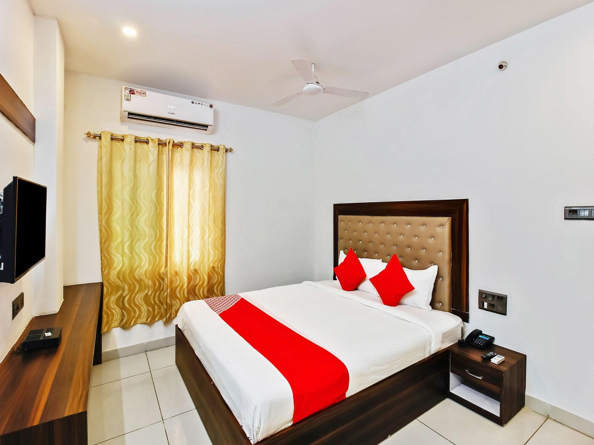 Oyo 29131 Hotel Mn Grand Shamshabad Εξωτερικό φωτογραφία