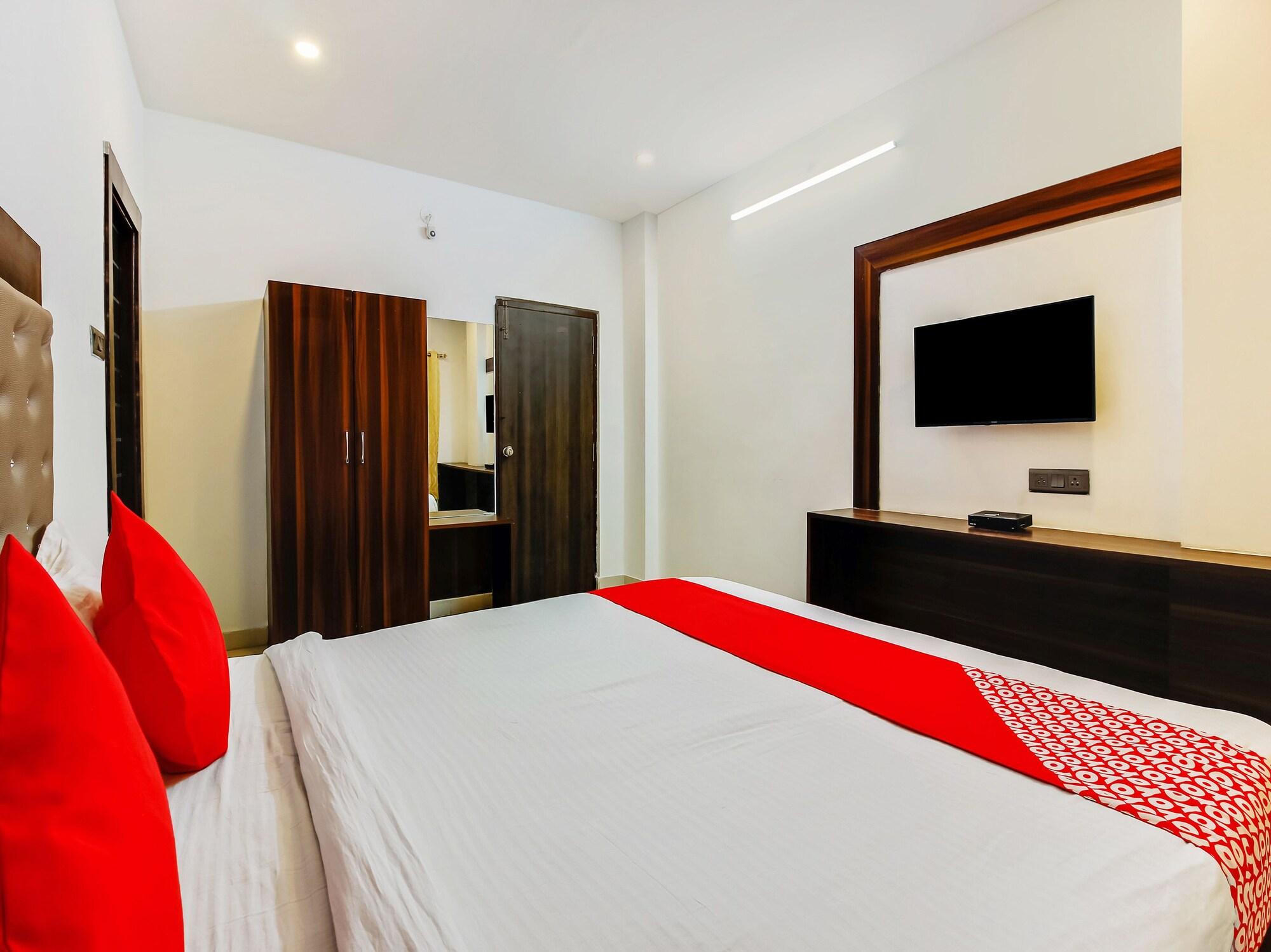 Oyo 29131 Hotel Mn Grand Shamshabad Εξωτερικό φωτογραφία