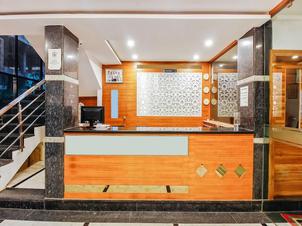 Oyo 29131 Hotel Mn Grand Shamshabad Εξωτερικό φωτογραφία